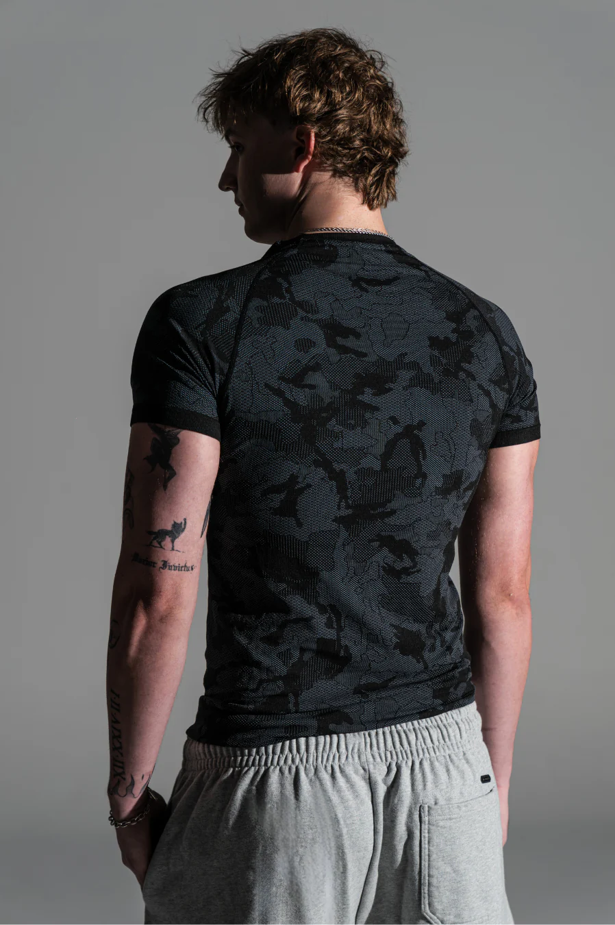 Mens Camo Black Tree Compression Tee - Image 4