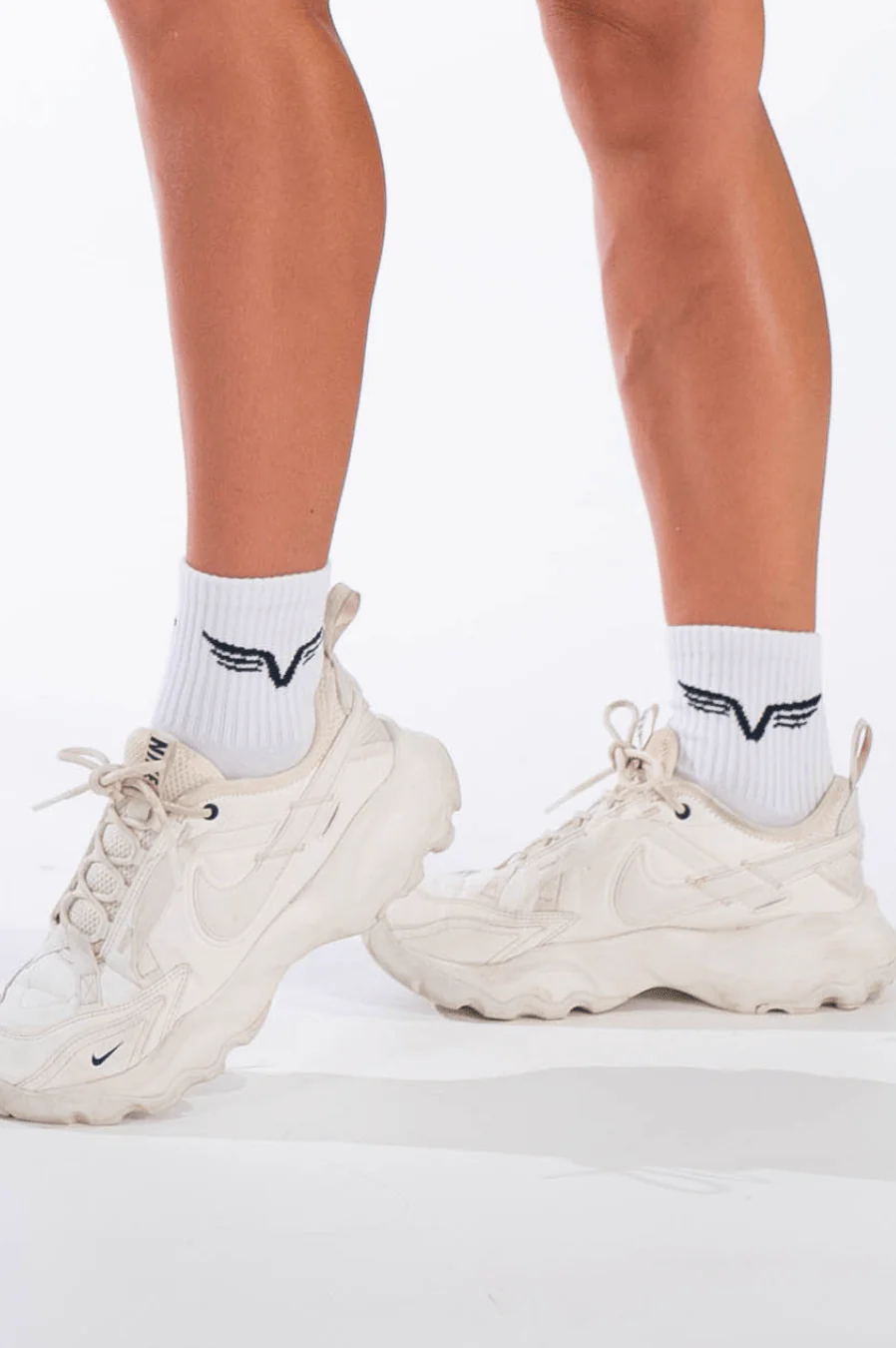 White Low Ankle Socks - Image 4